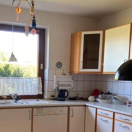 Modernes Ferienhaus Mit 5 Schlafzimmern Und Geraumigem Wohnzimmer بيت للعطل جارمش بارتنكيرشن