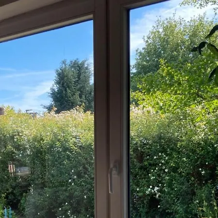 بيت للعطل Modernes Ferienhaus Mit 5 Schlafzimmern Und Geraumigem Wohnzimmer جارمش بارتنكيرشن